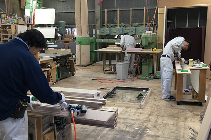 平和島工場内観